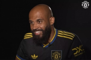 姆伯莫：在曼聯(lián)的開局很艱難，因為這里是豪門所以我有很多期待