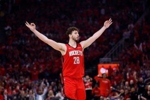 奧尼爾：KD入火真的能讓特別的事發(fā)生 我們叫申京土耳其終結(jié)者