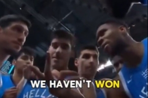 優(yōu)質(zhì)領袖！字母哥賽后提醒隊友：我們現(xiàn)在什么都還沒有贏下！