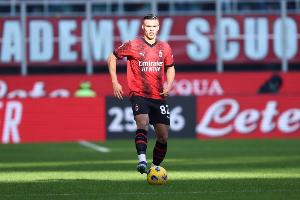 記者：西米奇轉(zhuǎn)會(huì)費(fèi)1800萬歐+400萬歐浮動(dòng)，明天接受吉達(dá)聯(lián)合體檢