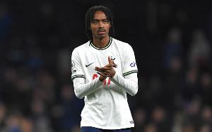 完成首秀！斯賓塞是首位公開信奉穆斯林的英格蘭球員