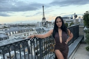 想老婆了！庫里曬出和阿耶莎視頻截圖：我的巴黎女神！