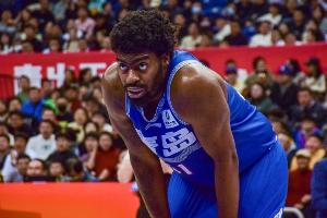 青島隊(duì)記：達(dá)卡里能在NBL賽場大殺四方證明能力 期待他重返CBA