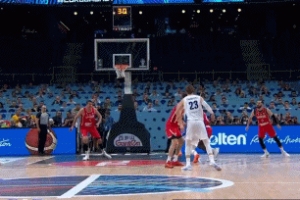 一黑到底？芬蘭首節(jié)28-15領(lǐng)先格魯吉亞13分 揚圖寧命中壓哨三分