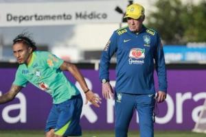 世體批評安帥：不征召皇馬球員，卻讓拉菲尼亞在4100米高原登場