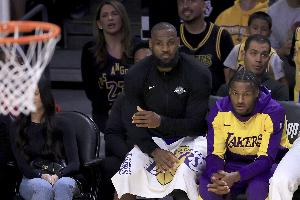 巴爺談?wù)材匪古c兒子同場競技：無與倫比的體驗 不敢想象這有多棒