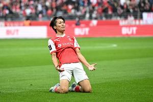 結(jié)束罷賽，蘭斯官方：日本國(guó)腳中村敬斗承諾留隊(duì)，將恢復(fù)訓(xùn)練