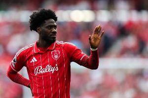 電訊報(bào)：諾丁漢森林后衛(wèi)埃納遭遇嚴(yán)重傷病，可能缺陣至今年年底