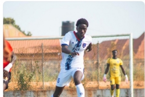 記者：曼聯(lián)球探現(xiàn)場考察岡比亞U17國腳中衛(wèi)穆薩-安