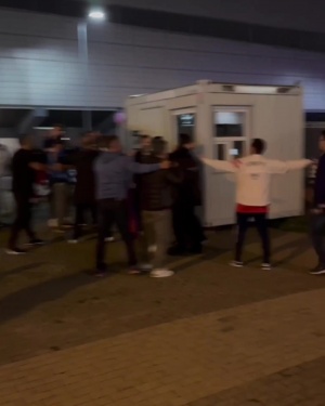 火藥桶?。∠ＥDvs土耳其賽后雙方球迷激情互噴 差點就打起來了