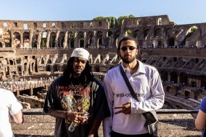 生活真美好！康寧漢姆曬意大利游客照 游玩期間不忘訓練