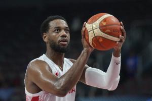 NBA沒(méi)下手？場(chǎng)均22.4分！波蘭歸化后衛(wèi)接近去艾菲斯 和GOAT當(dāng)隊(duì)友