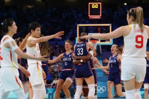 王思雨&楊力維明年還打世界杯嗎？楊毅：宮魯鳴肯定換人 要練新人