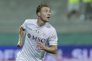 那不勒斯總監(jiān)：霍伊倫很積極地融入了球隊 能簽下德布勞內(nèi)不容易