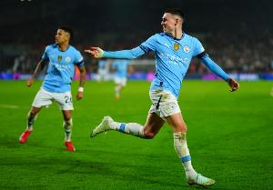 福登：哈蘭德似乎在不斷打破每項紀錄 德布勞內(nèi)永遠是曼城傳奇