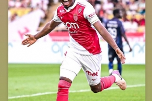 前隊友！法蒂替補(bǔ)梅開二度，亞馬爾社媒轉(zhuǎn)發(fā)其慶祝照送上祝賀