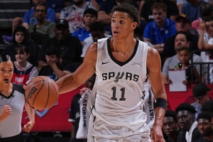 馬刺新秀卡布：能跟波波維奇交流太酷了 而且他知道我的名字