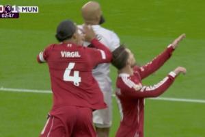 友軍誤傷??范迪克爭頂中肘擊麥卡利斯特，之后曼聯(lián)閃電進(jìn)球