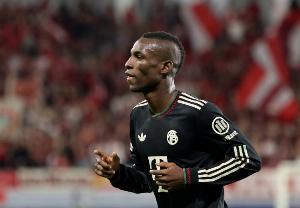 德媒預(yù)測拜仁vs門興首發(fā)：杰克遜突前，凱恩、迪亞斯、卡爾首發(fā)