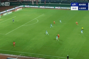 運(yùn)氣太差！恩戈姆倒三角傳中，羅德里格勁射擊中立柱彈出