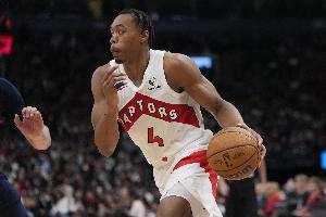 斯科蒂-巴恩斯單場(chǎng)至少得到23分6助4斷2帽 隊(duì)史比肩01年文斯-卡特