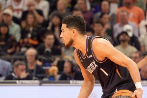 布克：勇士經(jīng)驗(yàn)豐富會(huì)讓我們?yōu)槭д`付出代價(jià) 我們沒執(zhí)行好計(jì)劃