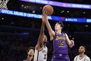 徐靜雨：湖人總冠軍！小里復(fù)出后湖人一場保底30罰 這就是大市場