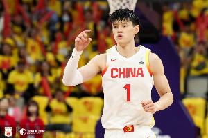 媒體人：曾凡博接受郭士強(qiáng)征召 不久后會回國報到參加國家隊集訓(xùn)