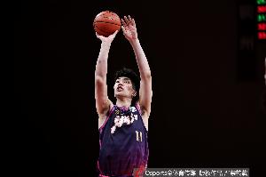 余嘉豪參加全運(yùn)會(huì)是西乙俱樂部重大妥協(xié) 球隊(duì)不滿其超長(zhǎng)上場(chǎng)時(shí)間