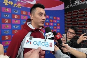 翟曉川：希望曾凡博回來 幫助球隊(duì)沖擊冠軍 和趙睿很熟悉