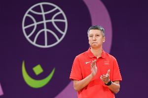 記者：韓國男籃的進(jìn)攻天花板并不高 但中國男籃實(shí)在是攻得太差了