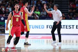 二番戰(zhàn)！中國男籃今日出發(fā)前往韓國 隊(duì)長趙睿隨隊(duì)出征