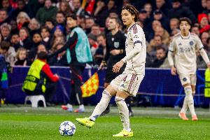 歐冠5連敗！賈府后衛(wèi)板倉滉：比賽前一天通知我踢后腰，我很震驚