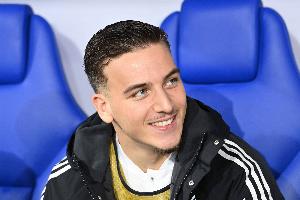 冬窗留隊，19歲前鋒馬拉：有球隊關(guān)注是對我認可，但我專注于科隆