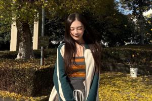 國(guó)安總經(jīng)理李明女兒現(xiàn)場(chǎng)觀戰(zhàn)足協(xié)杯決賽，與弟弟李嗣镕一同慶祝