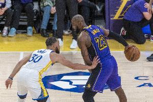 ??詹庫東字班可能均無緣評獎？記者曬可能無緣65場標(biāo)準的球星們