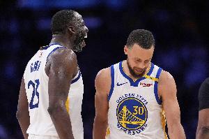 此前兩屆杯賽冠軍都由三年前的冠軍獲得 今年勇士沒進(jìn)杯賽淘汰賽