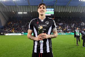 烏迪內(nèi)斯總監(jiān)：扎尼奧洛已經(jīng)開始進(jìn)球，我認(rèn)為意大利隊(duì)該征召他