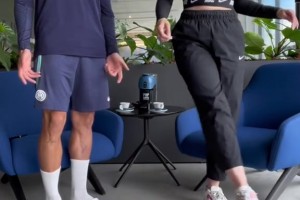 白練了！恰球王一頓群魔亂舞給小姐姐整不會了??