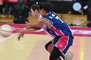 三笘薫一人打爆美國后防！沖破美國封鎖后一腳弧線球破門！