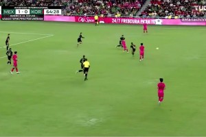 世界級(jí)停球！孫興慜禁區(qū)內(nèi)絲滑接高空球后凌空爆射破門??