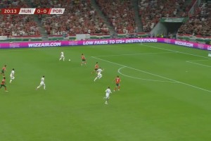 葡萄牙0-1落后！瓦爾加門前頭球擊中立柱彈入網(wǎng)窩