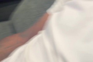 馬布里曬和老婆汪妤凌秀恩愛(ài)配文：80歲也照樣把你舉起來(lái)！