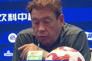 申花賽前，斯盧茨基：吳曦、李可將出戰(zhàn)泰山，謝鵬飛十月復(fù)出