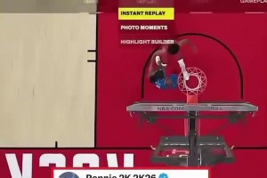 這……是超人？網(wǎng)友玩游戲用KD做出了逆天封蓋！2K主管：好防守！