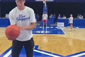 謝潑德這手感也太逆天了，難怪能被火箭用探花選上！