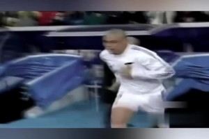 進(jìn)攻美如畫！當(dāng)年六大巨星云集皇馬，但為何戰(zhàn)績不佳？