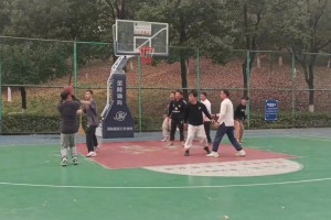 中年老球痞的快樂！年輕人未必懂 被配合打得腦瓜嗡嗡響