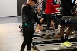 申京+切特合體人？球迷健身房偶遇施羅德 隨后上演搞笑一幕