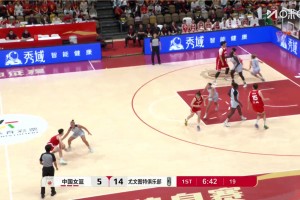 這純純碾壓??！張子宇登場首次觸球，就在低位輕松背打得手